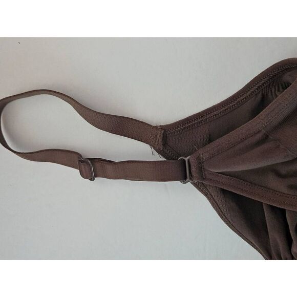 Skims Sculpting bra Nwot - Picture 8 of 8